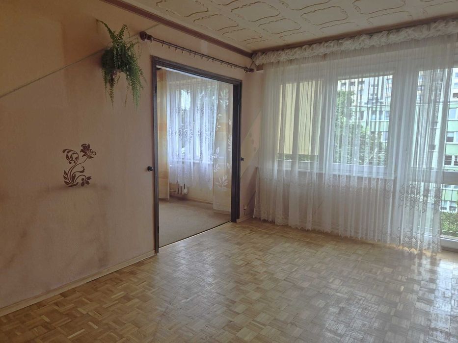 NOWA CENA  -Prywatnie, Duże 4 pokojowe mieszkanie -Niebrów! 3 piętro