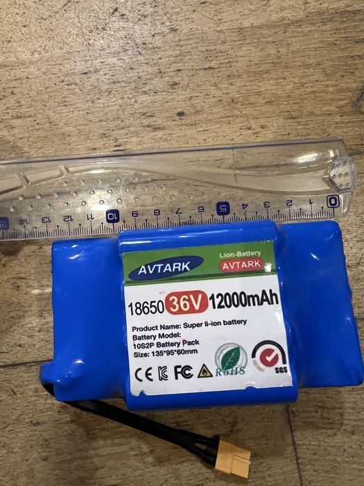 Bateria Li-ion 36V 12000mAh para Trotinete/E-Bike - Conector XT60
