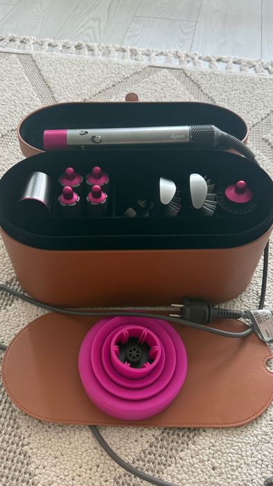 Dyson стайлер в хорошому стані