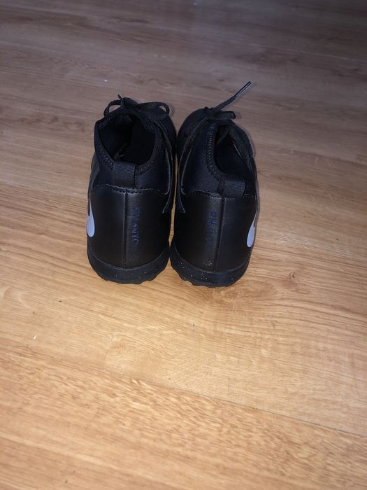 Buty phantom nike odbior wlasny poznan jezyce