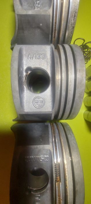 Поршень УМЗ 421, УАЗ ГАЗель