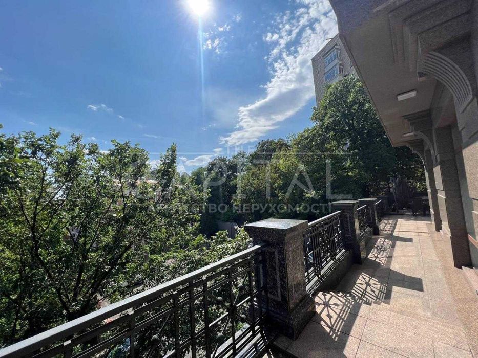 Продаж квартири, вул. Франка Івана, ЖК Ambassador House, Центр