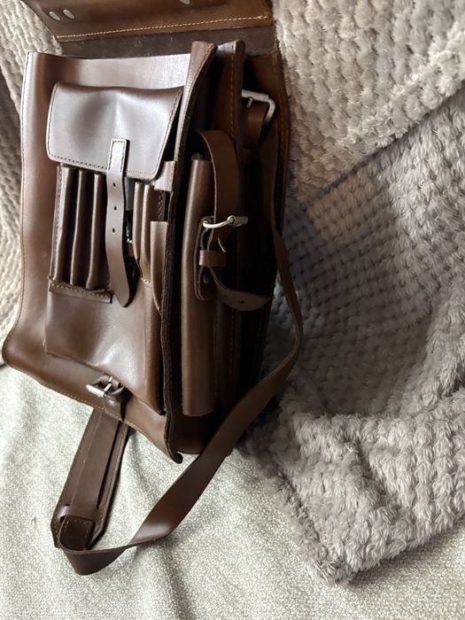 Skórzana torba listonoszka