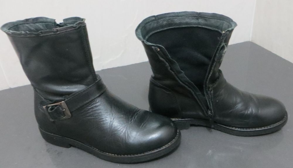 Botas Pele Genuína Nº 32 Fabricado Portugal, forradas tecido almofadad
