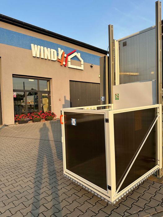 Winda dla niepełnosprawnych, platforma pionowa, podnośnik już od 9tys