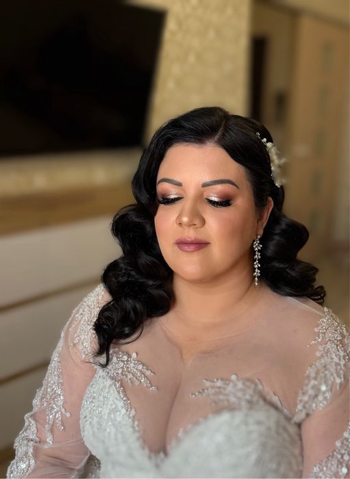 2000 грн  Макіяж + Зачіска! Весільний /Вечірній/Укладка/Пучок/Локони