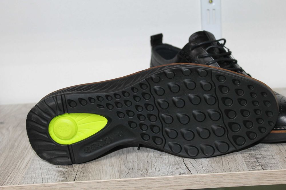 Оригінальні шкіряні туфлі Ecco st.1 Hybrid Lite 41 розмір