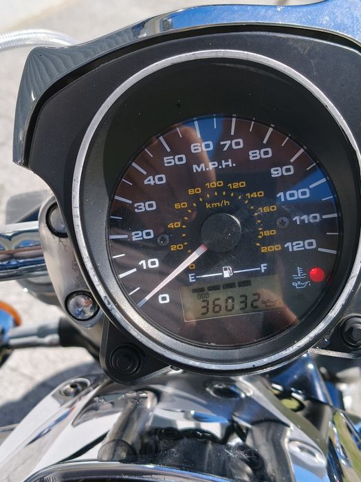 VZ 800 M50 Boulevard Intruder