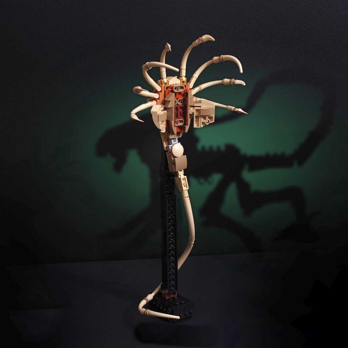 ‼️Ексклюзив‼️Конструктор Чужий з Лицехватом, 3120 деталей