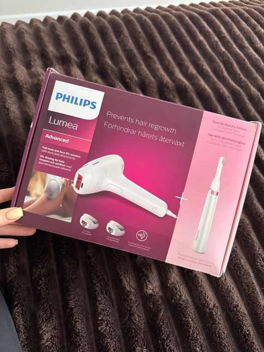 Фотоепілятор Philips Lumea