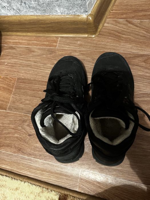 зимние кроссовки New balance 36р