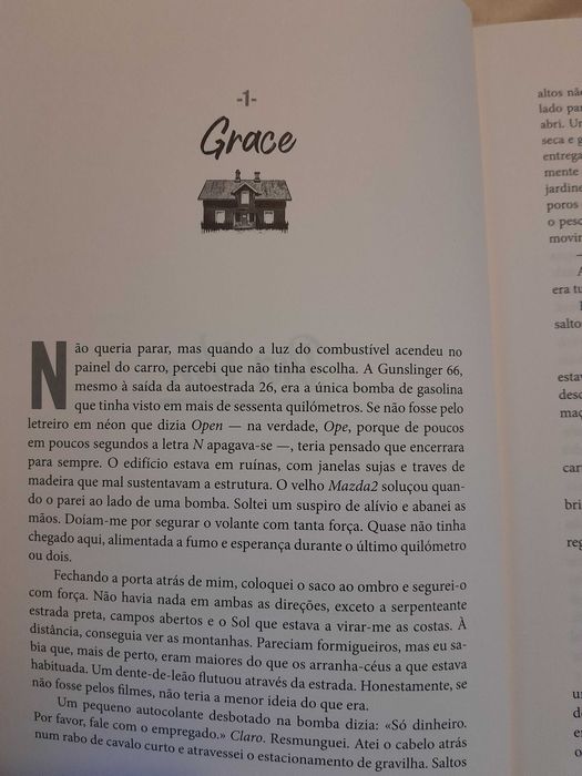 Não Devias Ter Vindo, de Jeneva Rose