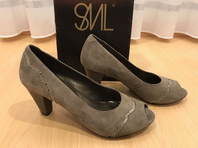 Sapatos Novos Nº 38