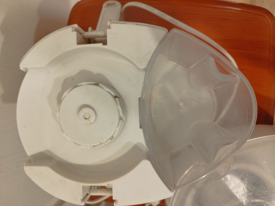 Соковыжималка Clatronic