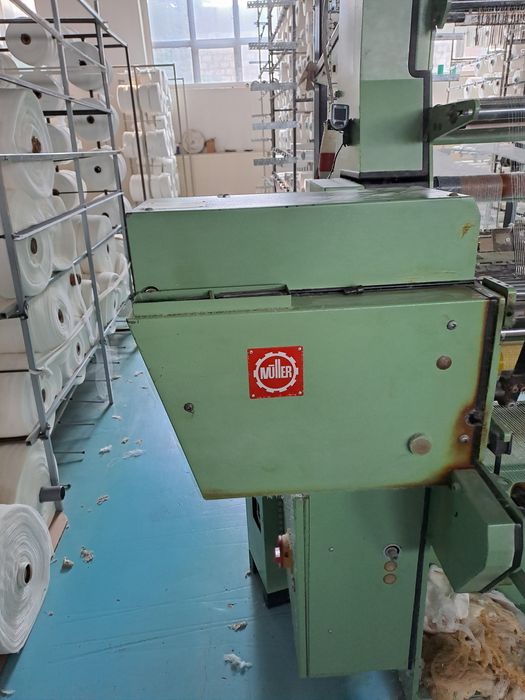 Dziewiarskie maszyny płaskie firmy Muller,