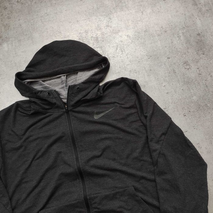 MĘSKA Bluza Sportowa z Kapturem Grafit Rozpinana Nike Dri-Fit Active