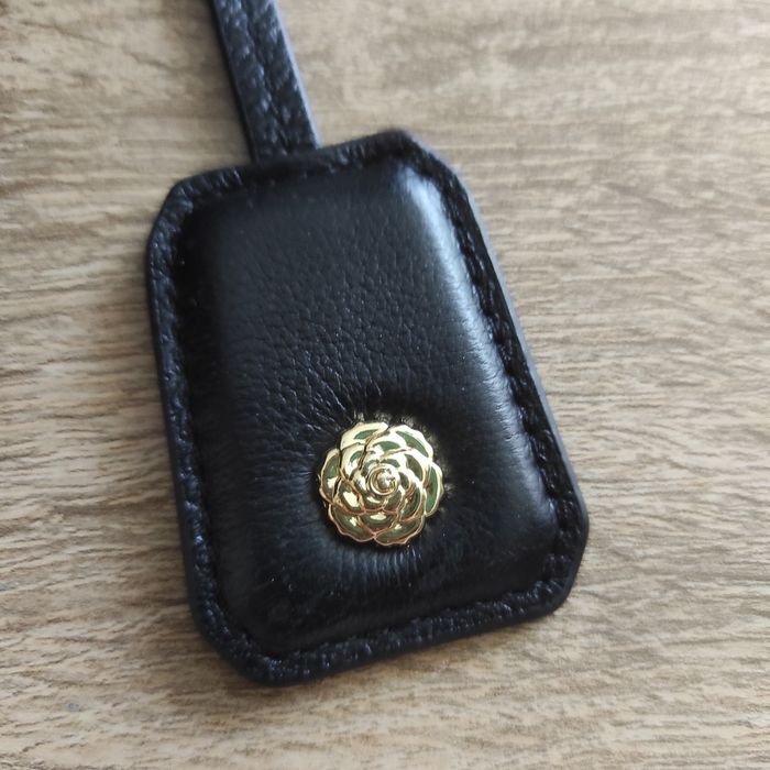 Шкіряна сумка Guess Luxe