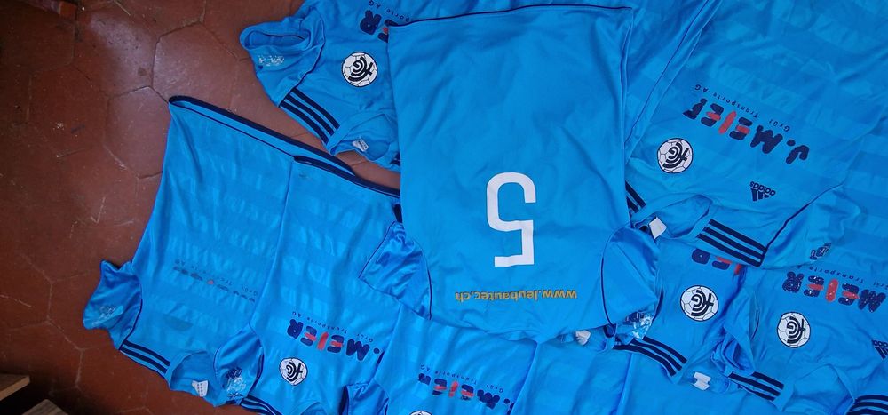 Комплект футболок з номерами 13шт, М