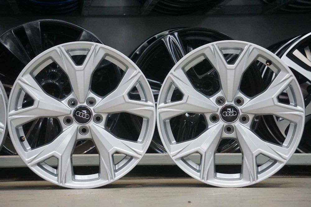 Alufelgi oryginał Audi A1 5x100 7Jx17 et43 cb57,1mm fabryczny stan