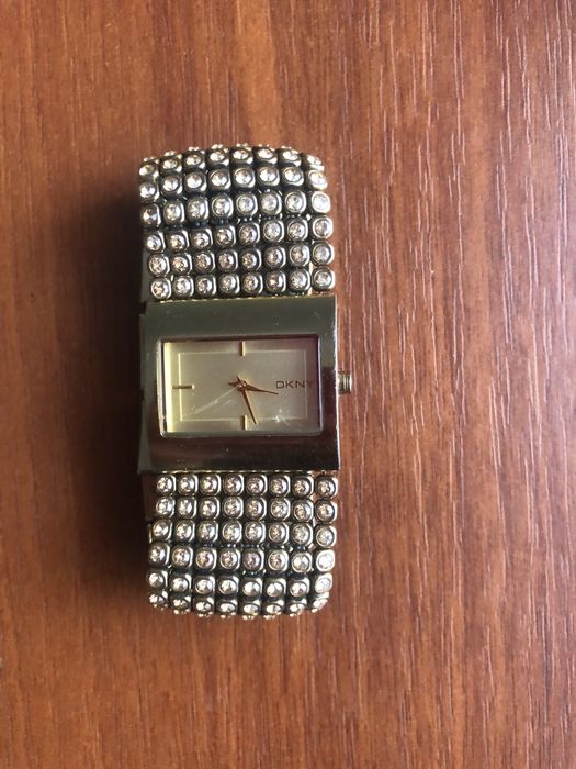 Годинник жіночий DKNY