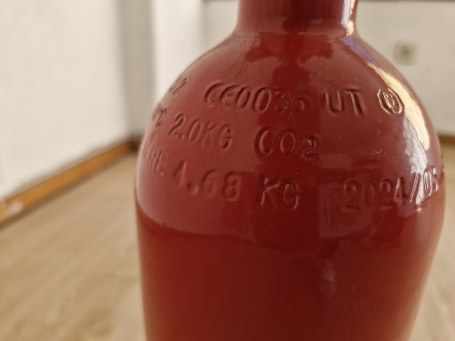 Extintor de CO2 novo