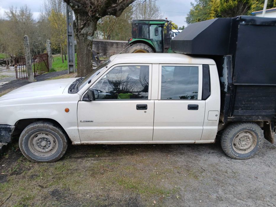 Mitsubishi l200