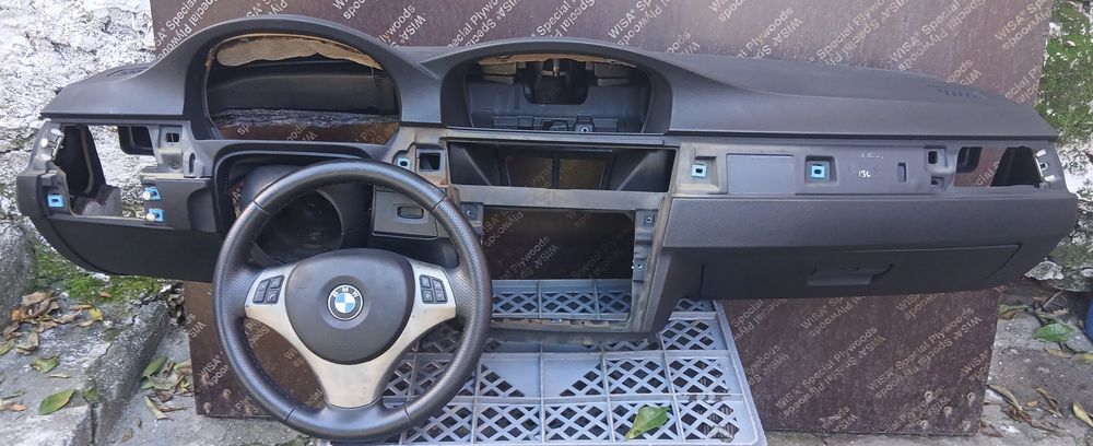 Tablier  com airbags gps bmw e90 e91 e92