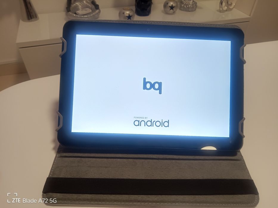 Tablet 10 polegadas excelente estado