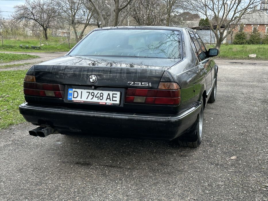 BMW  e32  7 series