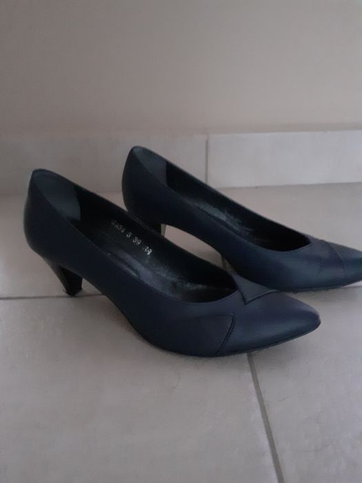 Skórzane buty damskie rozmiar 38 ,kolor granatowy