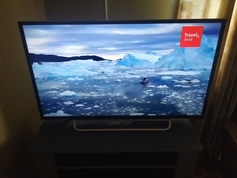Телевизор SONY 40 дюймов, 2013 год