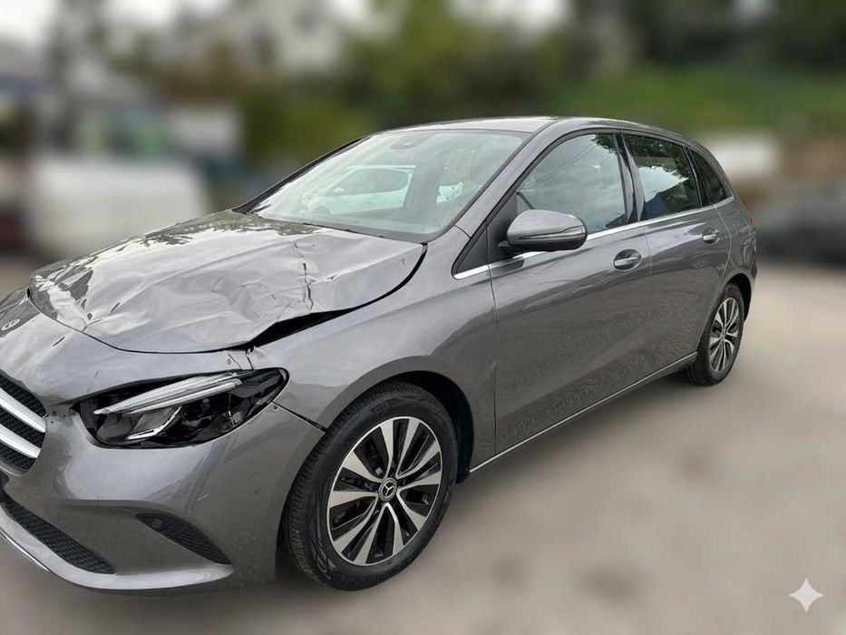 Mercedes (W247) B250e Gasolina Elétrico 218cv 160 kW de 2022 Salvado
