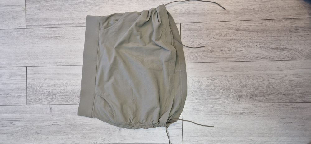 Columbia  L.       .