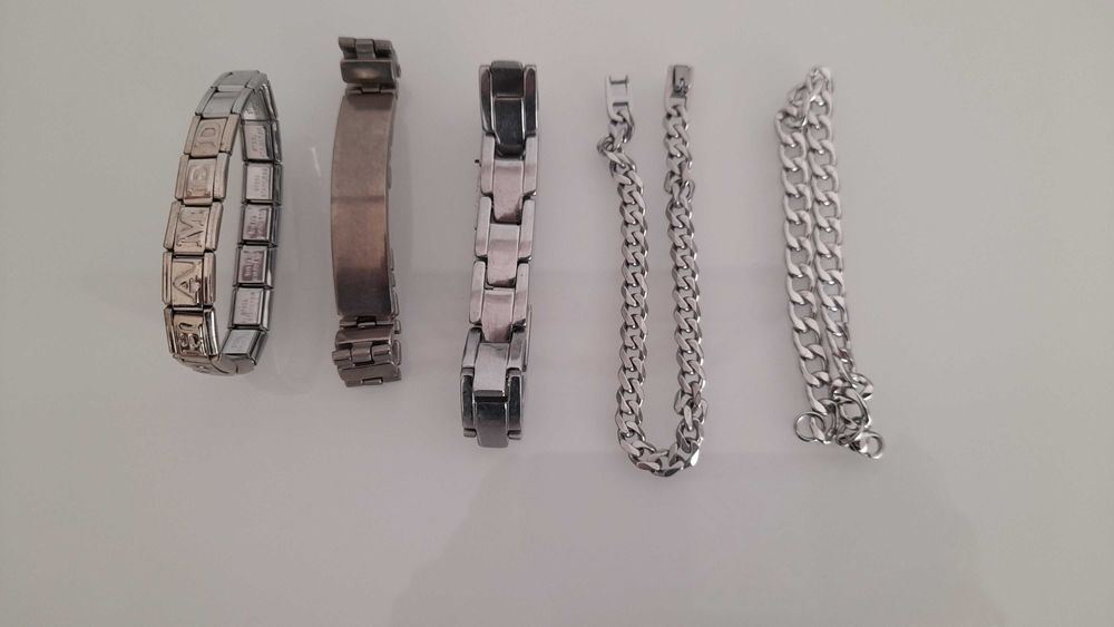 Anéis e fios em aço