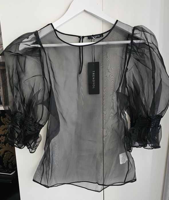 Totalna wyprzedaż Trendyol czarna szyfonowa bluzka r.36