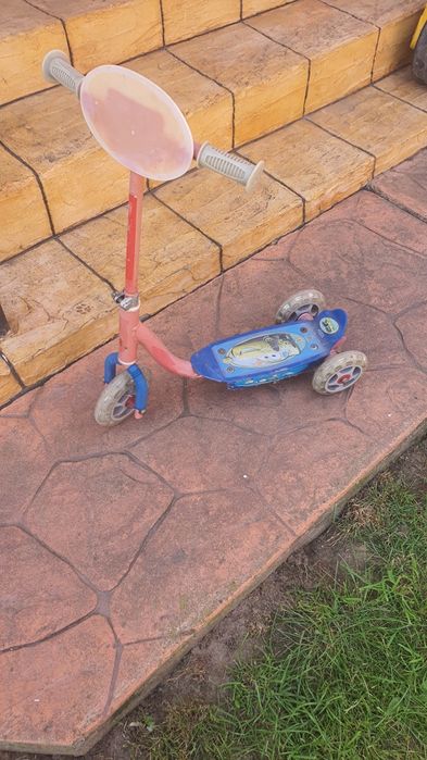 Самокат дитячий.