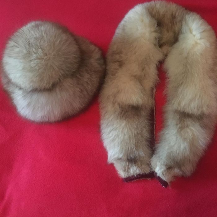 Шапка и воротник песец