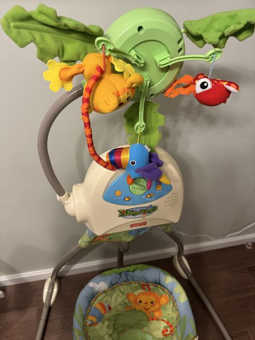 Заколисуючий центр, качеля, гойдалка Fisher price