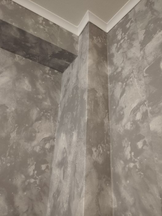 Поклейка шпалер ,