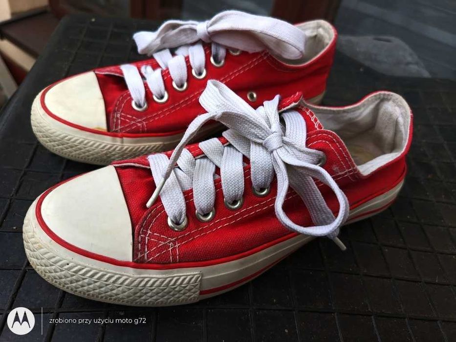 Buty Trampki młodzieżowe czerwone roz.36 STAR Stan Bardzo Dobry