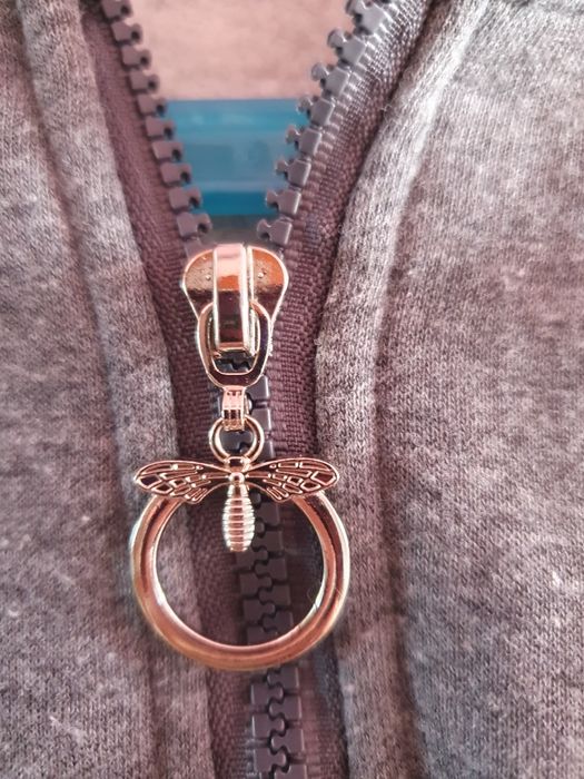 Dres dla dziewczynki 128/134, szary