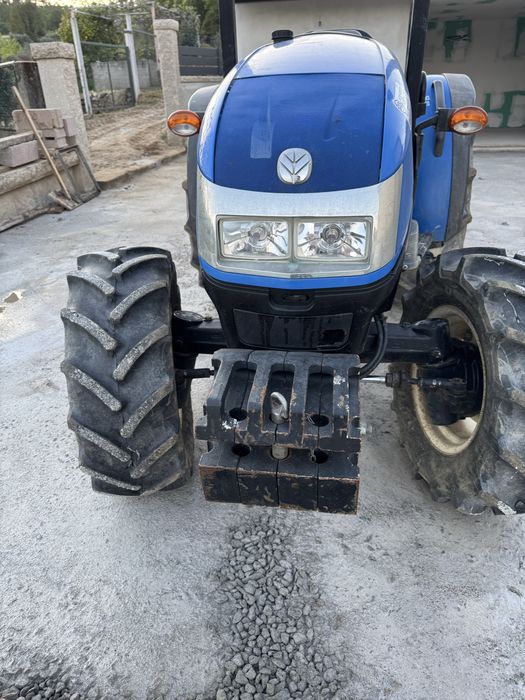 New holland T3020