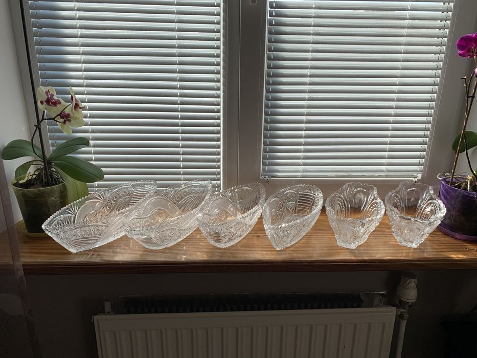 Кришталеві вази , салатники різні в асортименті