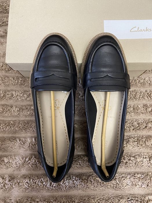 Продам лофери Clarks