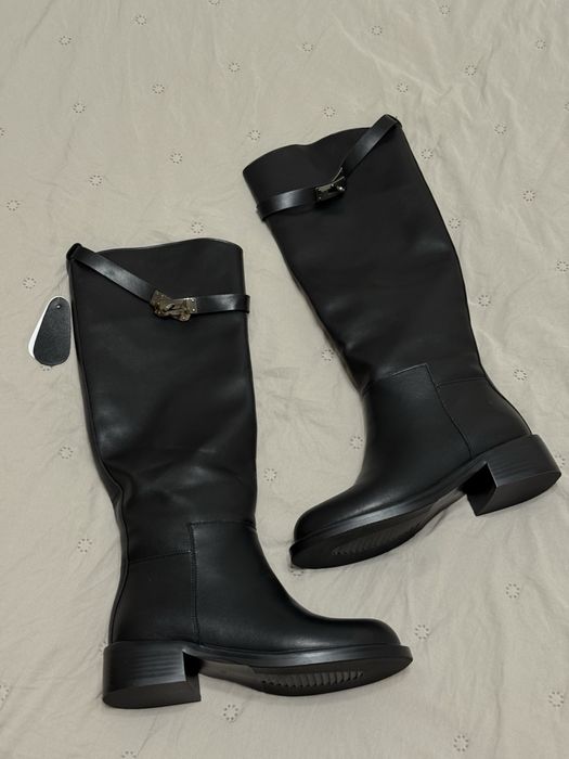 Чоботи труби жокеї