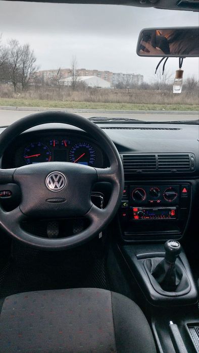 Продам пасат б5  2000 рік