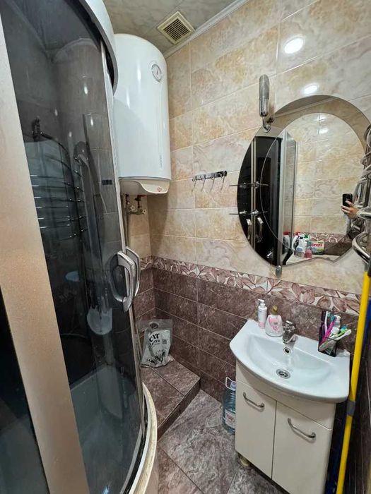 Продам 2к квартиру жм Клочко Караван Лівий берег