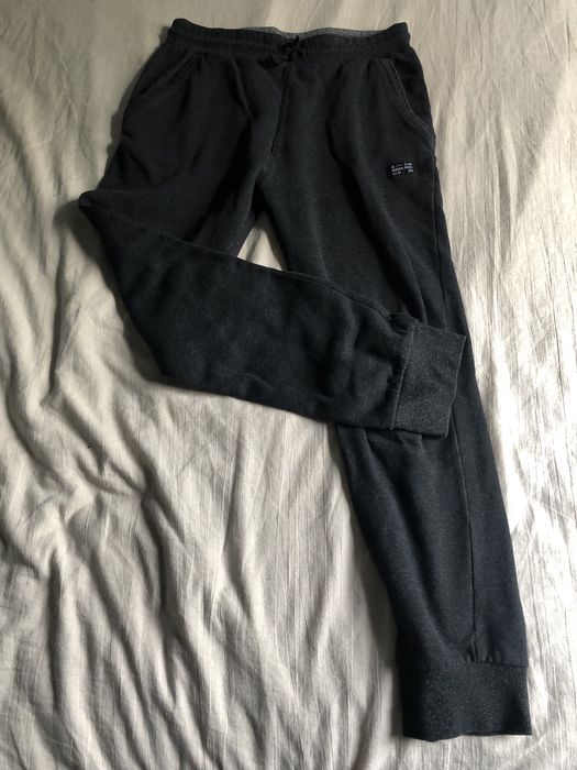 Spodnie dresowe dla chlopca reserved r.170