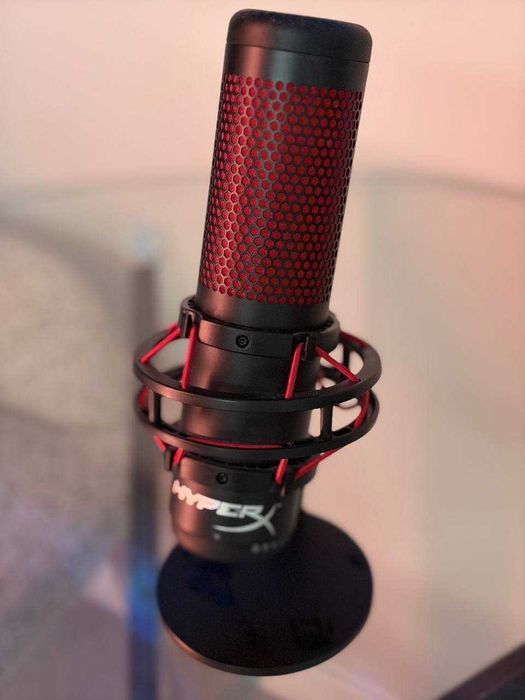 Продам стрімерський мікрофон HyperX Quadcast .