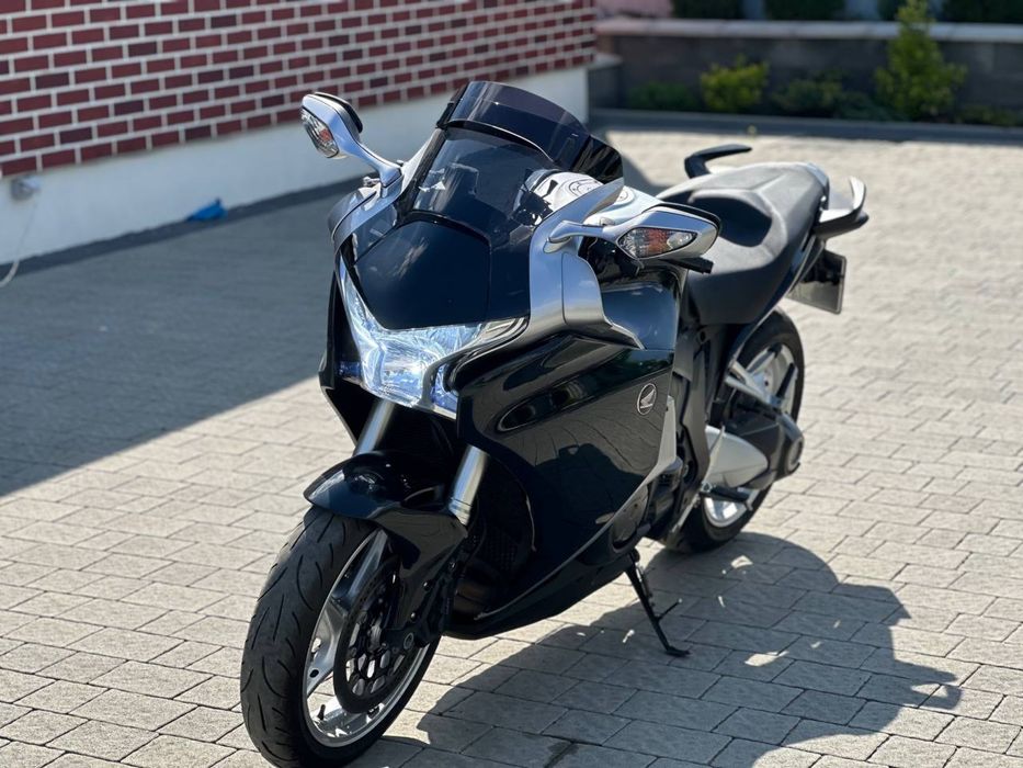 Продам Honda VFR 1200